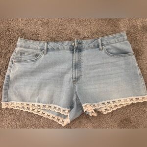 No Boundaries Light Blue Denim Shorts